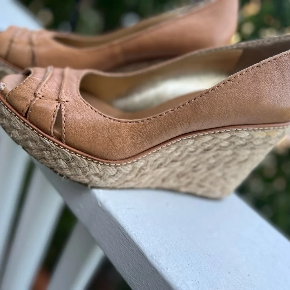 Banana Republic Tan Leather Wedge Peep-Toe